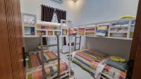 Semesta Luxury Guest House - 4-Star