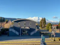 Lknz Lodge & Cafe Hoteles en 