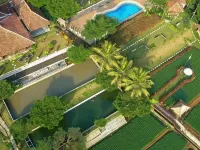 Kampung Halaman Villas Hotel di Cijeruk