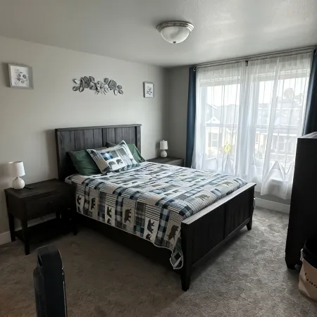 Charming 2-bedroom townhome with WiFi, AC/Heat in delightful Billings
