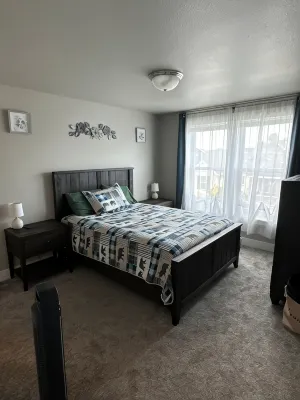 Charming 2-bedroom townhome with WiFi, AC/Heat in delightful Billings - ห้องครัว