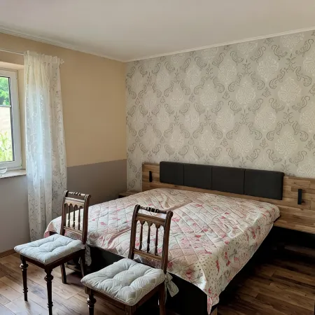 Family-friendly, spacious vacation apartment in a quiet rural location