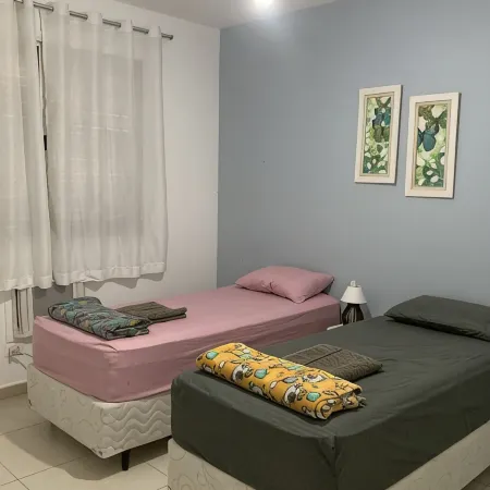 Apartment in front of the beach and the Santos aquarium. Pets allowed