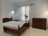 Stylish spacious apartment, fully equipped - walking distance to beach - Апартаменты