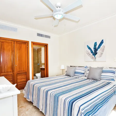 Playa Turquesa 1 Bdr Penthouse + Loft-Ocean View - Sleeps 4 Direct Beach Access