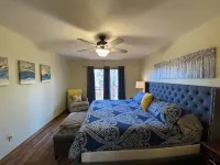 Waterfront House- Slip Included Hoteles en Shell Knob