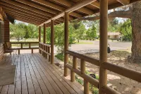 Log Cabin 20 min from Sedona - Homestays