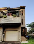 Lake Channel 'Brewhaus' Townhouse: 2 Bedrooms with 6 Levels on Lake Winnebago - บังกะโล