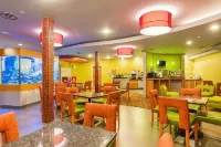 Comfort Suites at Virginia Center Commons - Pysäköinti