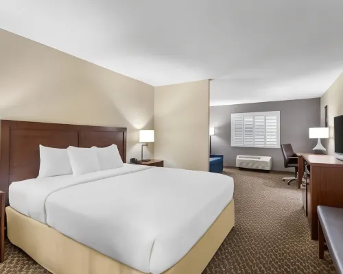 Comfort Inn & Suites Thatcher - Safford Hotels in Thatcher