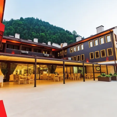 Flora Uzungöl Resort Hotel