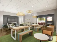 Spark by Hilton Kansas City Plaza Streetcar Hotels near Midtown - Westport
