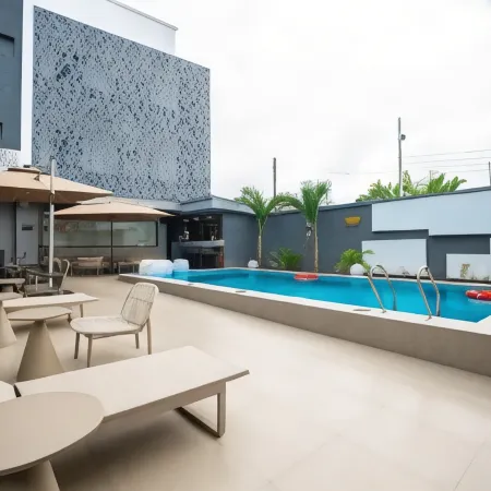 Greyfield Hotel & Apartments