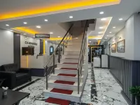 Calenberg Hotel Hotels near Zeyrek Mosque