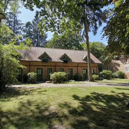 Hotel Schlösschen Sundische Wiese Zingst Отели в г. Цингст