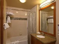 Village at Palisades Ski-in Ski-Out One Bedroom Condo Mt. View Unit -2nd Floor - 3 tähden