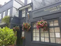 ذا أنجيل أوف بو Hotels near باو