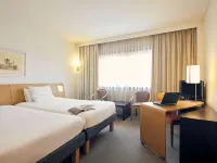 Novotel Milano Malpensa Airport - Pool