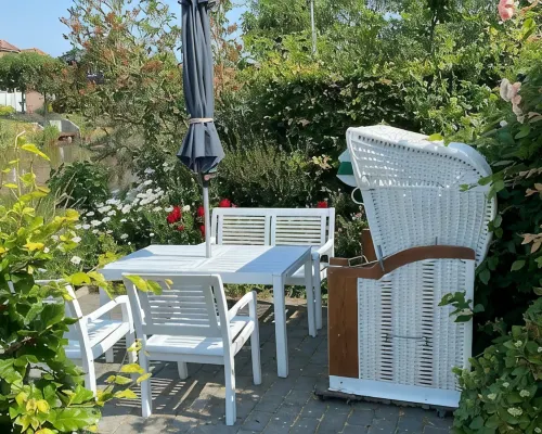 Feel-EC Ap. in the anchor house directly on the Siel - barrier-free Hotels in Greetsiel
