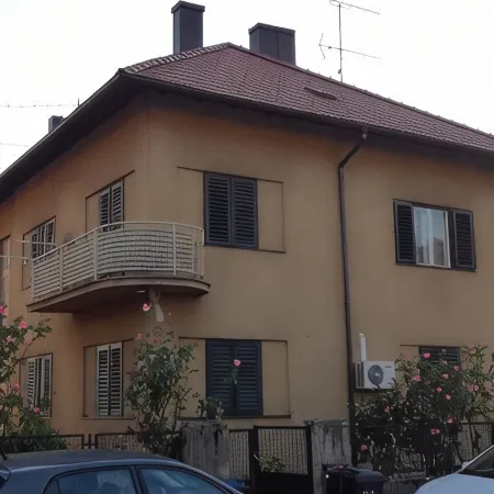 Angela Classic Rooms & Apartments
