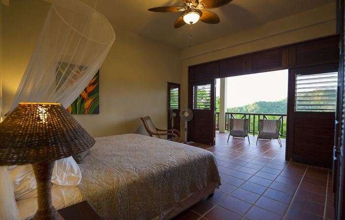 Entire Complex with Spectacular Views sleeping 16 people