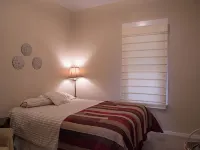 Historical Victorian with Modern Touch. Garage with EV Charger Hotels in Sonora