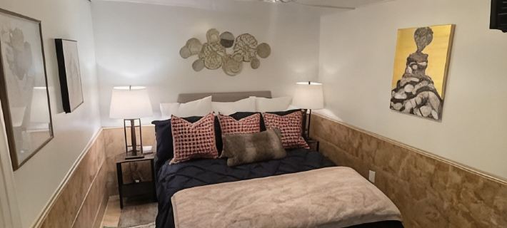 Hickory St. Lodge @ the square! Hotels in Denton