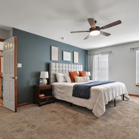 Spacious 5 Bedroom w/Pool, Patio and Theater