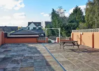 Conifers Guest House - Scenic