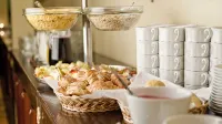 グランド ローズ スパ ホテル - 朝食