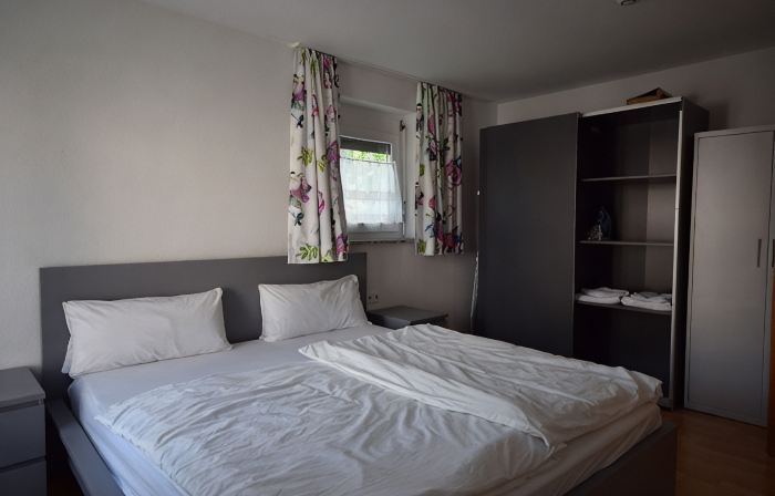 Spacious Apartment with Park View – Ideal for Families & Business Travelers