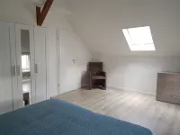 Große,und Luxe Renovierte Wohnung mit Sauna/garten, Garage und Kinderspielplatz