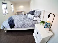 Two minutes walk from the CBD - 4 ดาว