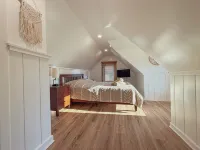 Elegant 3BR/2BA - short walk to the Beach - 4-Star