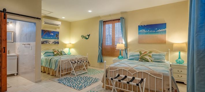 Star of Sea Villa - Gorgeous 4BR 3bath 3 min to beach Hotels in Palm Beach