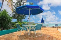 Prime Oceanfront, Remodeled St. Thomas 2BR/2BA Condo-Poolside, W/D, & Dining - 3성급