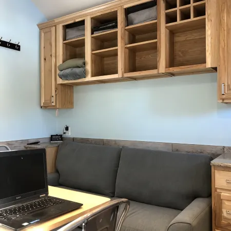 Sugarbush Tiny House/Cabin on 3.2 Acres at the base of Sugarbush-Mount Ellen