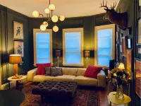 Downtown Designer Digs - Homestays