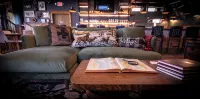 Luxury Lakeside Penthouse Lodge with Boatslip and Bunk Room!