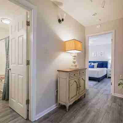 Pet Friendly, Huge Fenced in Yard, Fireplace, Firepit, Near Sgmc & Vsu & Eats Rooms