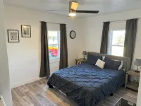Starry Knight Retreat - spacious 4-bedroom house in charming Ririe with AC, WiFi - Wifi