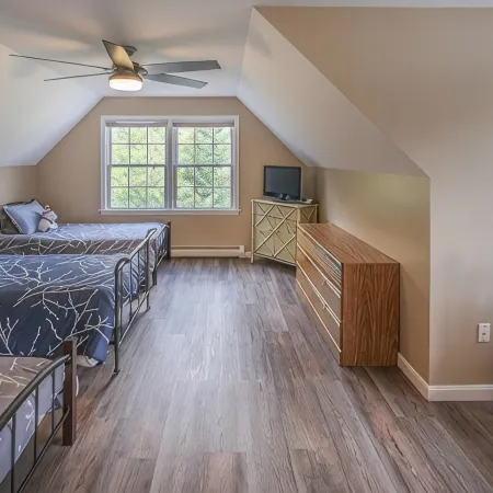 Okemo mountain house with private hot tub