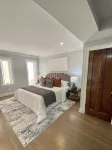 Charming 3-bedroom 2-bathroom loft in Oak Park - 4-Star