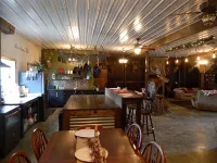 Rustic Lodge with private cabins / 6 person hot tub and camp fire - 3-stjärniga