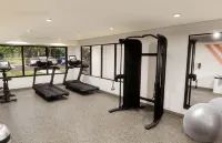 LivAway Suites Seattle-Renton