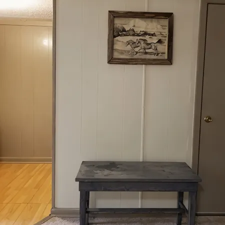Private, cozy nook: Country Feel, City Access