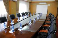 Pavillion Hotel