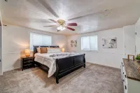 Orem Lower Level Apartment w/ Hot Tub access! 6 minutes to Provo Canyon