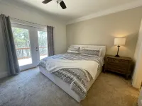 Luxury Lake Lanier Estate + Double Dock - 4-Star