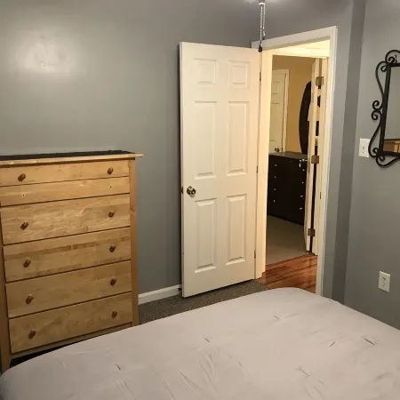Beautiful Townhouse near Philly Stadiums and Atlantic City Hotels in Gloucester County